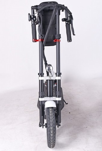 ������� ����� �� ����� 12 ���� Easybike G4
